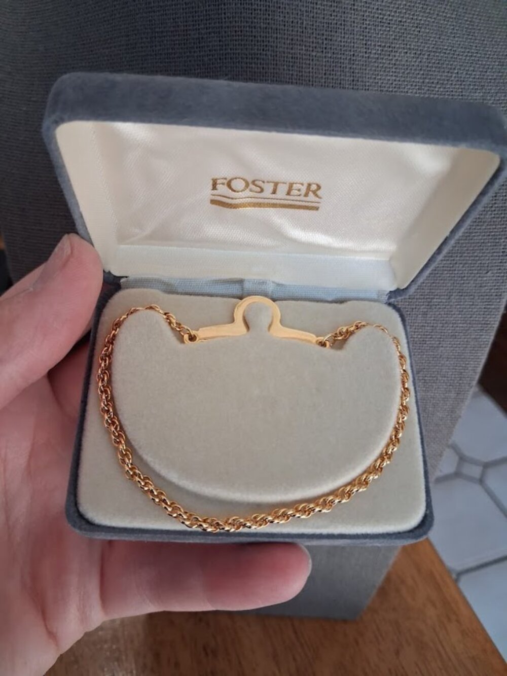 Foster Tie Chain